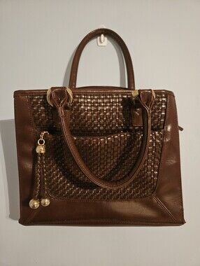 Mountain Lake Vintage 5-Pocket Handbag